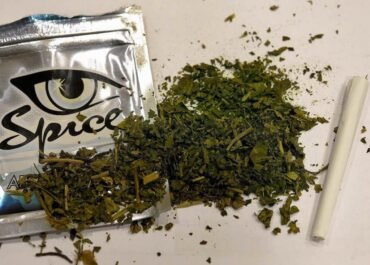 Treatment of spice dependence